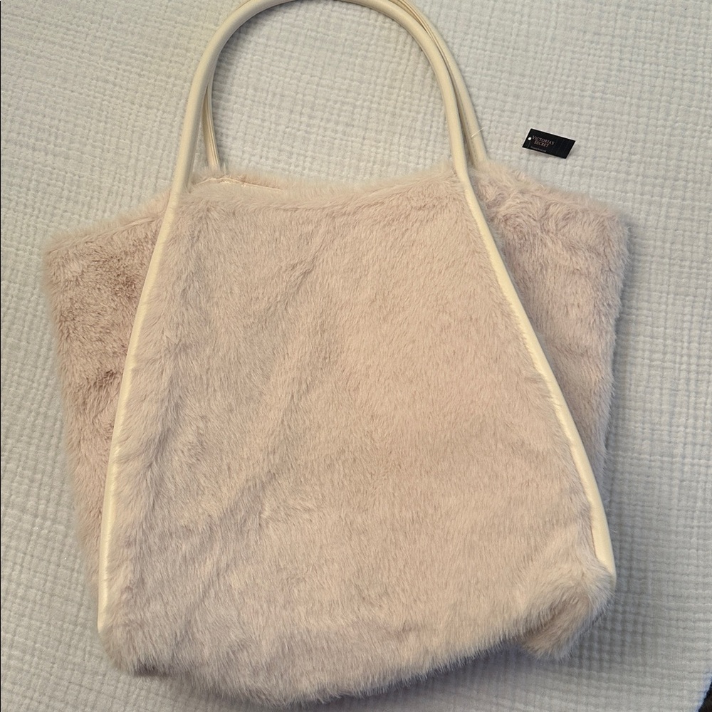 NWT Victoria's Secret Faux Fur Tote Bag - Picture 10 of 13